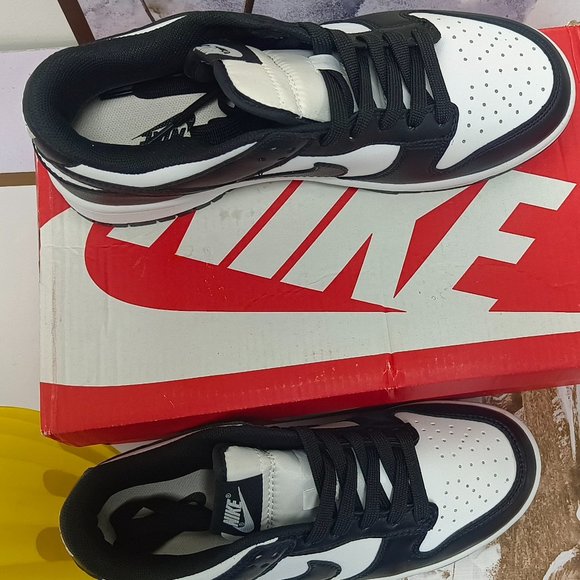 Nike Panda women casual black and white sneakers - Picture 1 of 5